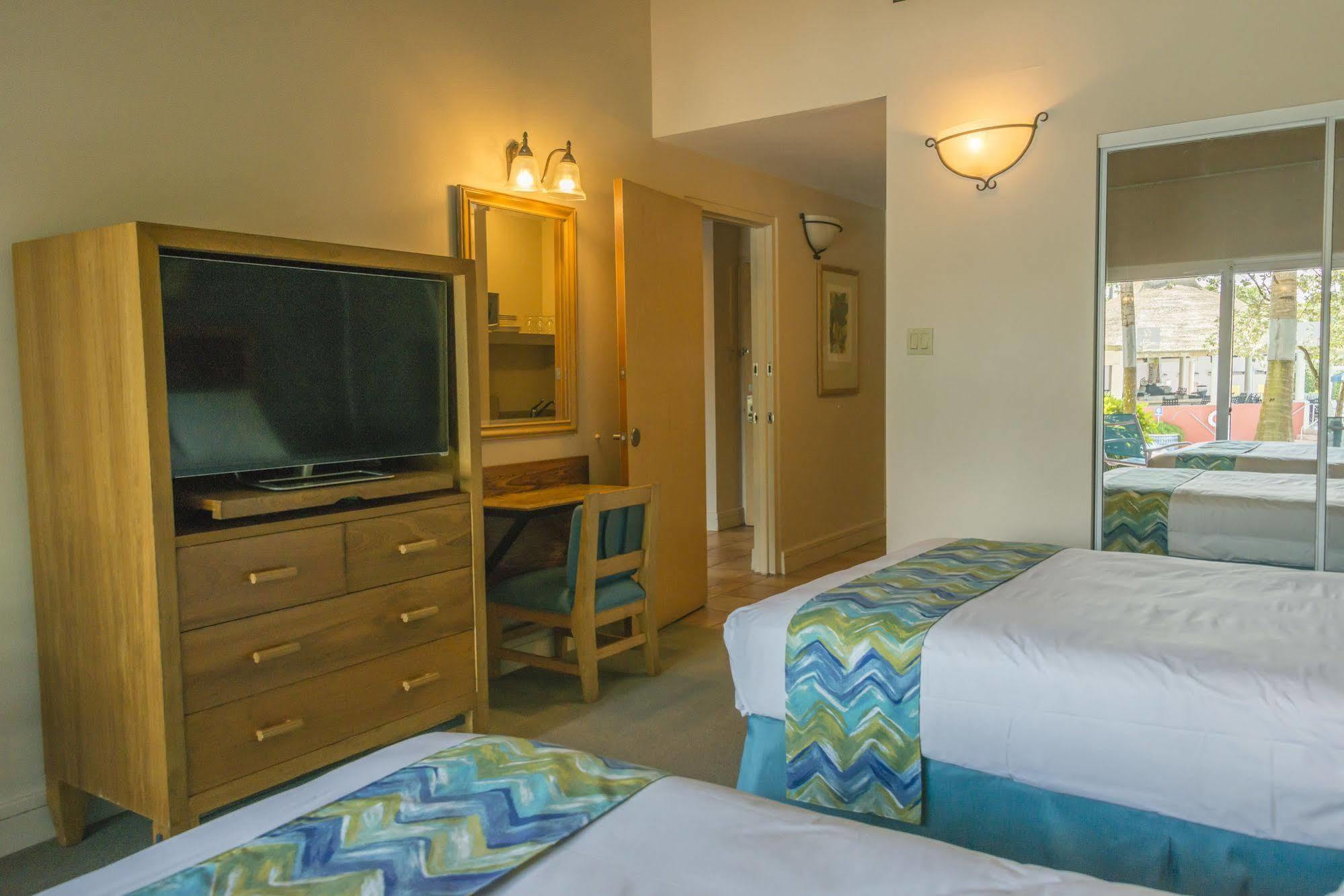 Готель Aquarius Vacation Club At Dorado Del Mar Екстер'єр фото