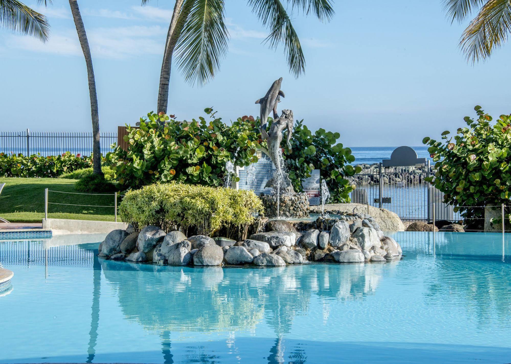 Готель Aquarius Vacation Club At Dorado Del Mar Екстер'єр фото
