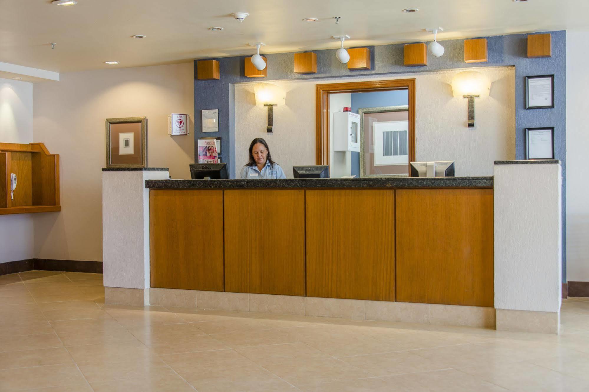 Готель Aquarius Vacation Club At Dorado Del Mar Екстер'єр фото